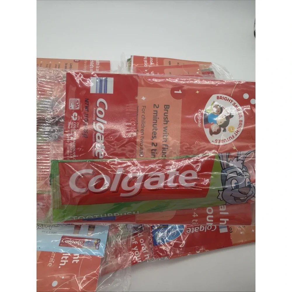 NEW! Lot of 18! Colgate Kids Childrens Toothbrushes, Individually Sealed, RED